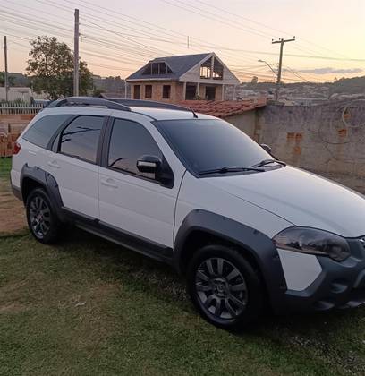 FIAT PALIO 1.8 MPI ADVENTURE WEEKEND 16V FLEX 4P MANUAL
